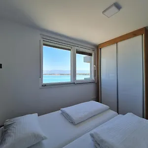 apartmani-adria-nin.hotelinzadar.com/